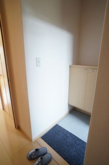 参考、同建物・反転間取りの号室