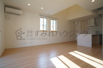 【居間・リビング】