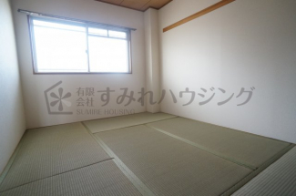 【寝室】