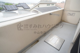 【バルコニー】