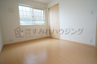 【寝室】