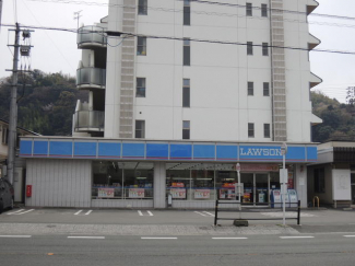 ローソン八幡浜新町銀座店まで255m