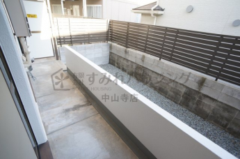 【バルコニー】