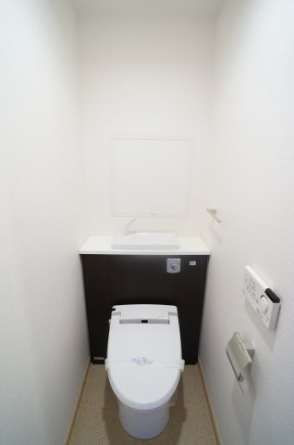 参考、同建物・反転間取りの号室