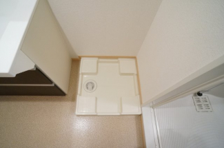 参考、同建物・反転間取りの号室