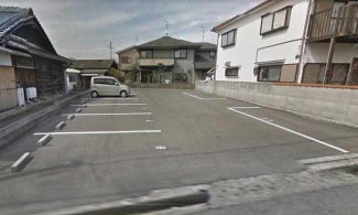 泉佐野市南中安松の駐車場の画像