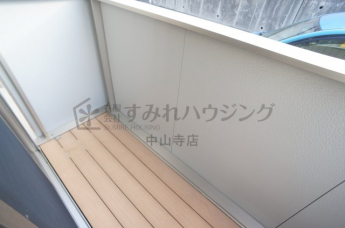 【バルコニー】
