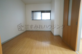【寝室】