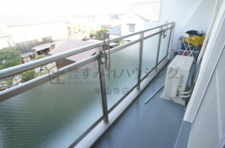 【バルコニー】