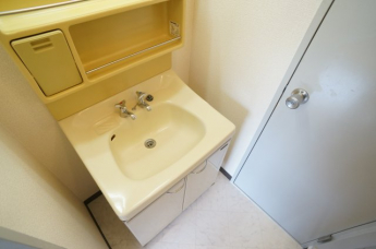 参考、同建物・同間取りの号室