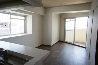 【居間・リビング】