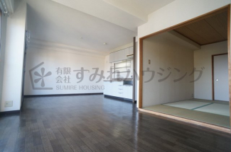 【居間・リビング】