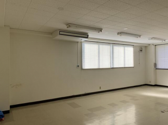 伊予肥ビルの画像