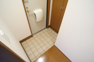 参考、同建物・反転間取りの号室