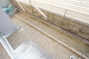 参考、同建物・反転間取りの号室