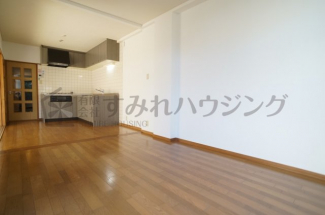 【居間・リビング】