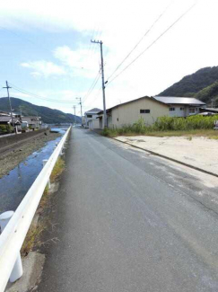 西予市三瓶町垣生の売地の画像