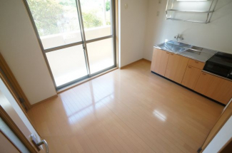 参考、同建物・反転間取りの号室