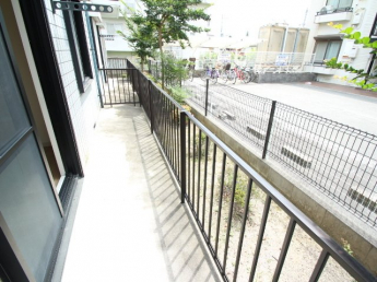 【バルコニー】