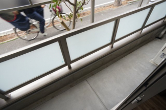 【バルコニー】