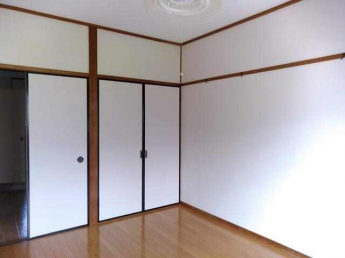 四国中央市妻鳥町中上のアパートの画像