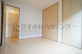参考、同建物・反転間取りの号室