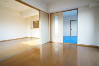 参考、同建物・同間取りの号室