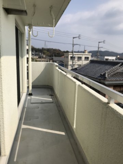【バルコニー】