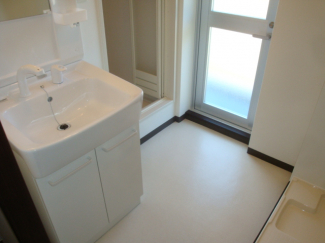 【洗面所】
