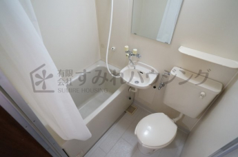 参考、同建物・反転間取りの号室