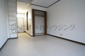 参考、同建物・反転間取りの号室