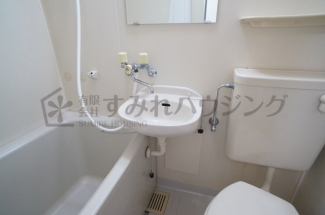 参考、同建物・反転間取りの号室