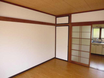 ファミール葉山の画像