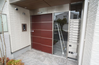 【エントランス】