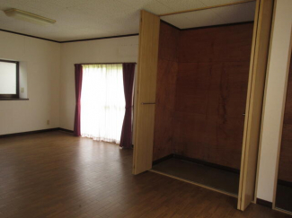 東温市則之内乙の一戸建ての画像