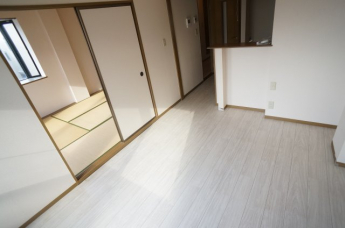 【居間・リビング】