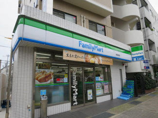 ファミリーマート須磨浦通店まで554m