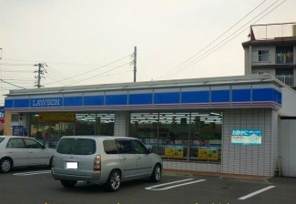 ローソン新居浜新田町店まで440m