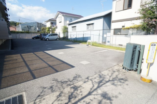 【駐車場】