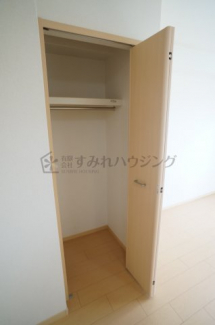 参考、同建物・反転間取りの号室