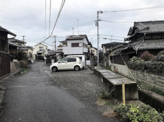 前面道路まで1m