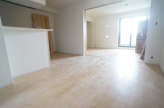 参考、同建物・反転間取りの号室