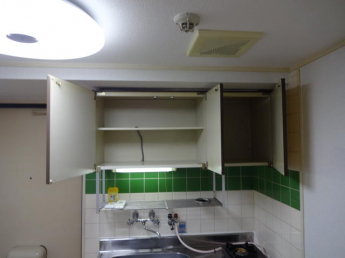 吊戸棚です