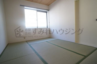 参考、同建物・反転間取りの号室