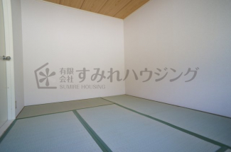 参考、同建物・反転間取りの号室