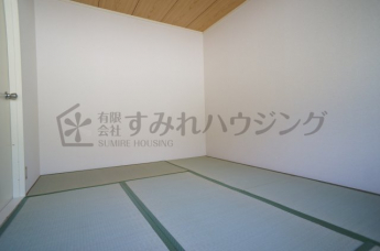 参考、同建物・反転間取りの号室