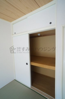 参考、同建物・反転間取りの号室