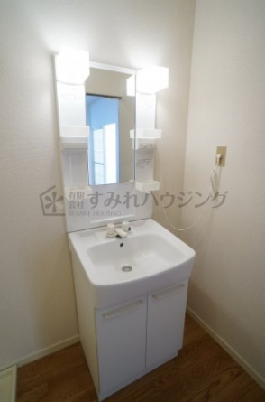 参考、同建物・反転間取りの号室