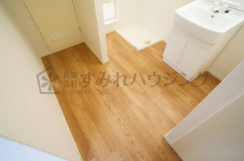 参考、同建物・反転間取りの号室