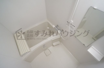 参考、同建物・反転間取りの号室